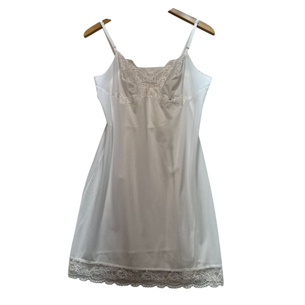 Vintage Warners White Nylon Slip With Lace Trim & Adjustable Straps - Size S 36